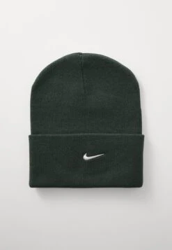 Nike Sportswear PEAK BEANIE UNISEX - Beanie - Seaweed/white -Zalando UK-Outlet db36b7d50b6d46429430033fa2b55c10