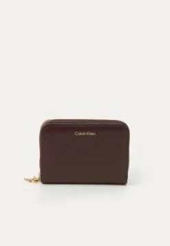 Calvin Klein HARDWARE MONOGRAM - Wallet - Fudge
