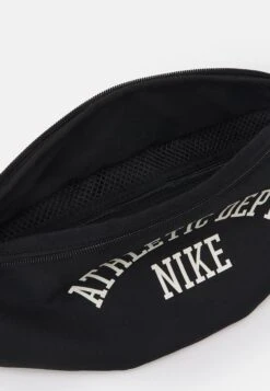 Nike Sportswear Heritage - Bum Bag - Black/Sail -Zalando UK-Outlet dca3004a41e34c68929abfecbb276959
