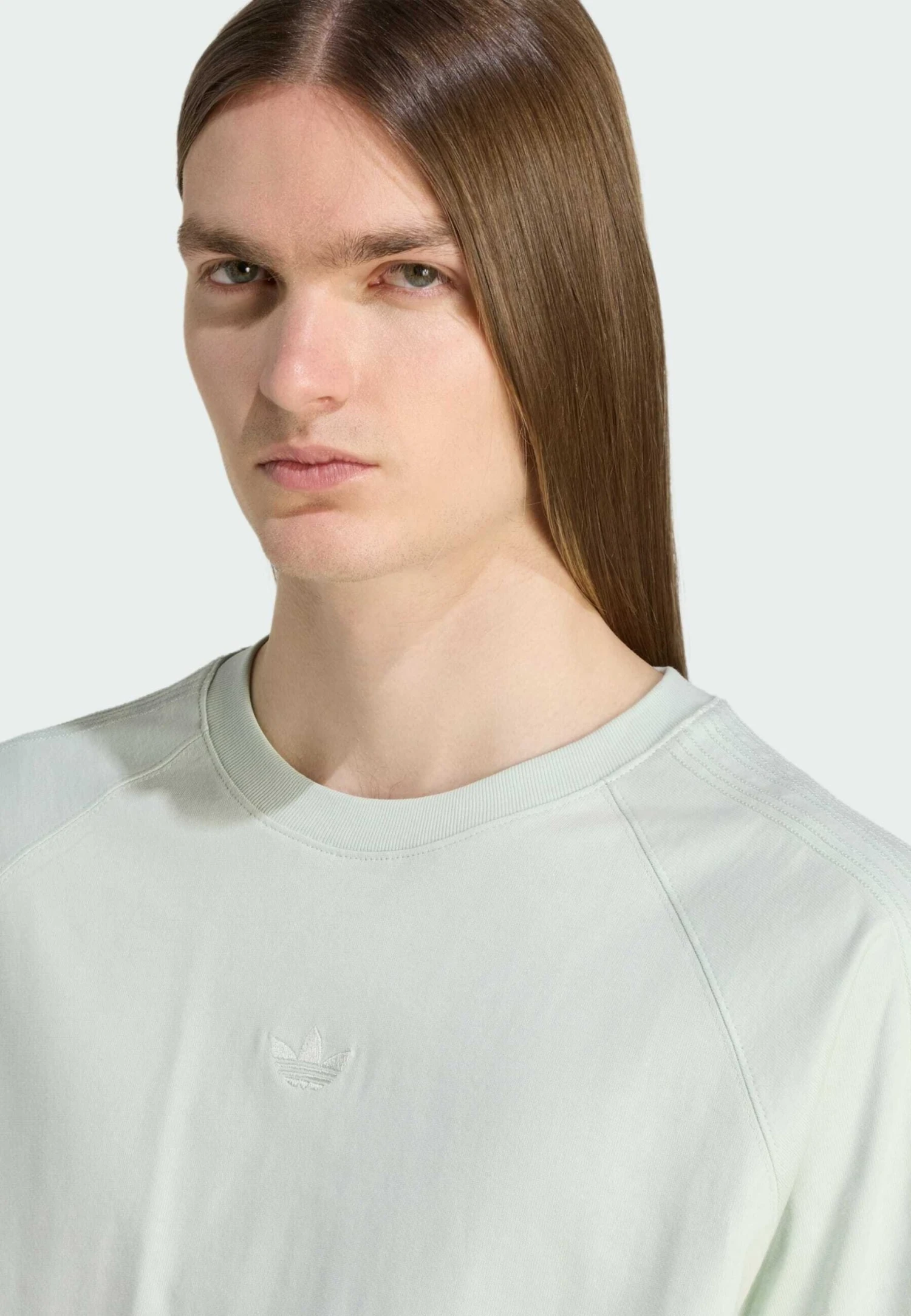 Adidas Originals TEE - Basic T-shirt - Linen Green 4 Adidas Originals TEE - Basic T-shirt - Linen Green - Image 4