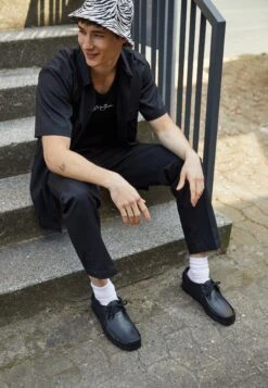 Clarks Originals Wallabee - Casual Lace-Ups - Black -Zalando UK-Outlet de2938c9ae2e4e1ab370855315a871f6