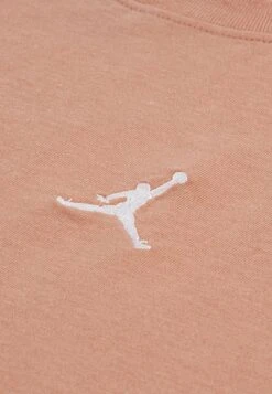 Jordan ESSENTIAL TEE - Basic T-shirt - Light Madder Root 12 Jordan ESSENTIAL TEE - Basic T-shirt - Light Madder Root -Zalando UK-Outlet e03258ea71ce4b7db9fb4059aeb03d8e