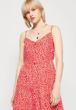 Pieces Pctala Slip Noos Bc - Day Dress -Zalando UK-Outlet e2cfe7423d9245d6bf446f53e1874477