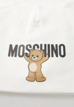 MOSCHINO BABY HAT UNISEX - Beanie - Cloud -Zalando UK-Outlet e64244bbd1bf46968c9273ac33504bf3