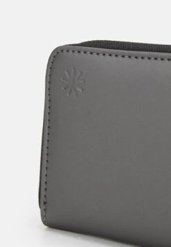 Rains Wallet Mini Unisex - Wallet - Metallic Grey -Zalando UK-Outlet e6d4aa8efe4a4615ab41399a55c9b657