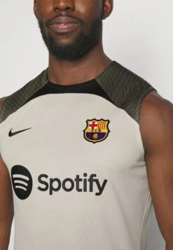 Nike Performance Fc Barcelona Strike - Top - String/Black/Sequoia/Black -Zalando UK-Outlet e87758313b394027ad9778a18c6c65c7