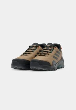Adidas TERREX EASTRAIL 2 - Hiking Shoes - Cardboard/carbon/preloved Teal -Zalando UK-Outlet e87aebcb83c946758b2eec03ab305793