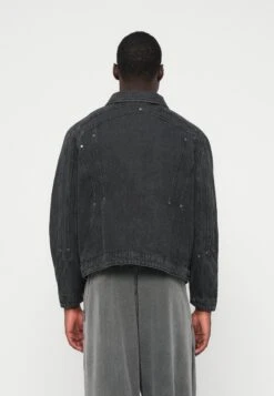 HEAVY CUTLINE WAVE JACKET - Denim Jacket - Black 8 HEAVY CUTLINE WAVE JACKET - Denim Jacket - Black -Zalando UK-Outlet ea1600547fc944d99eeb4979dfb52c30