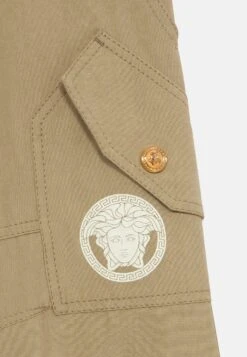 Versace INFORMAL PANT BROAD CLOTH MEDUSA PRINT UNISEX - Cargo Trousers - Sand Castle/ivory -Zalando UK-Outlet ea57e1db9fe5447492ac175020243376