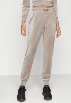 Guess COUTURE JOGGER PANTS - Tracksuit Bottoms - Slate Mauve -Zalando UK-Outlet ec72f3ac725c41139971064158707531