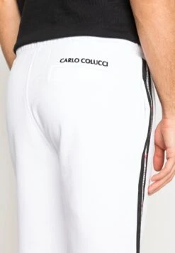 CARLO COLUCCI Unisex - Shorts - Weiß 9 CARLO COLUCCI Unisex - Shorts - Weiß -Zalando UK-Outlet ed601bb72cf94d7ca764efdb26d67863