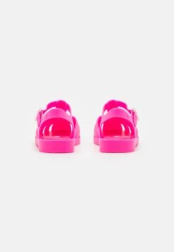 Melissa Possession - Pool Slides - Matte Pink -Zalando UK-Outlet ed871e70e441437cad107c9ef9afd425