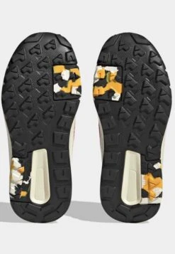 ADIDAS PERFORMANCE Terrex Trailmaker R.Rdy Unisex - Hiking Shoes - White Coral Gold Coloured -Zalando UK-Outlet edbb1b6c5a4d4680be9b7b2ae89b4e2a