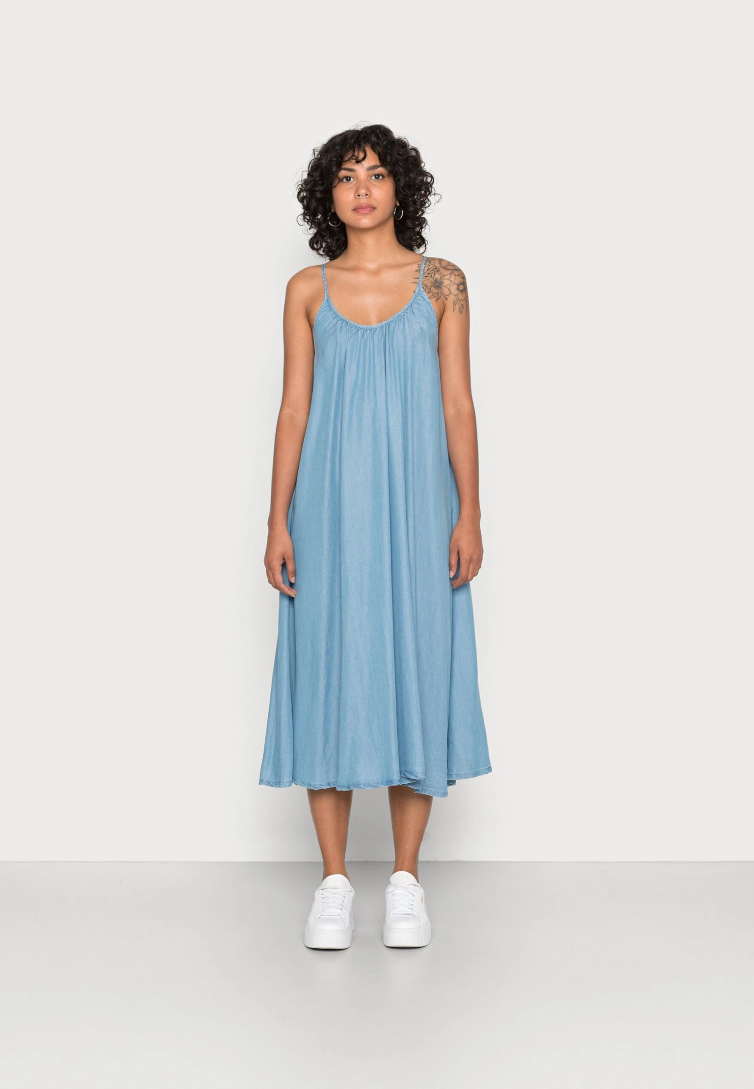 Lee High Summer Dress - Day Dress - Arctic Ice 1 Lee High Summer Dress - Day Dress - Arctic Ice