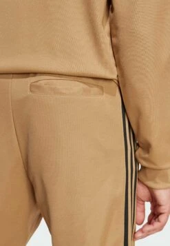 Adidas Originals CLASSIC TP - Tracksuit Bottoms - Cardboard Black -Zalando UK-Outlet f1907b4e60954d89a1846816989a15cc