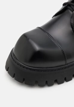 KOI FOOTWEAR The Corrupter - Lace-Ups - Black -Zalando UK-Outlet f23a488ea78641dcbbbf99cc27ecea1e