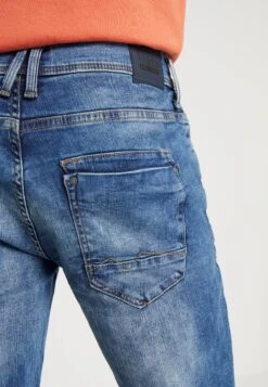 Blend BHBlizzard - Straight Leg Jeans - Denim Middle Blue 12 Blend BHBlizzard - Straight Leg Jeans - Denim Middle Blue -Zalando UK-Outlet f25c21f231cd4a438b26a6d67d716c56