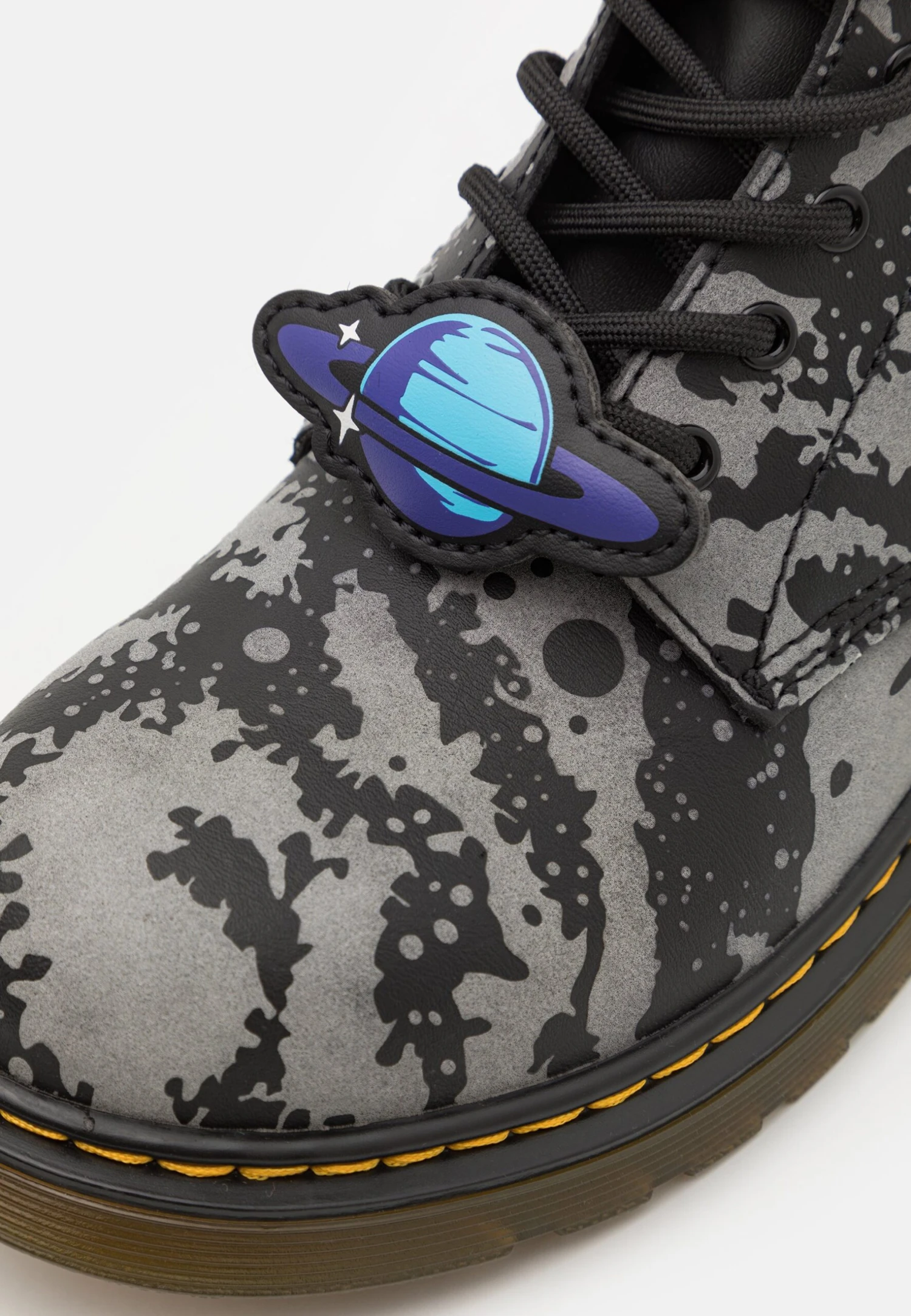 Dr. Martens 1460 Unisex - Lace-Up Ankle Boots - Grey/Black Hydro 6 Dr. Martens 1460 Unisex - Lace-Up Ankle Boots - Grey/Black Hydro - Image 6