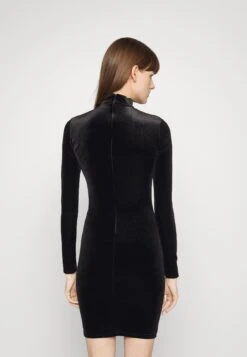 Han Kjøbenhavn Short Drape Dress - Cocktail Dress / Party Dress - Black -Zalando UK-Outlet f8f5683209d54aa58534834b70860dcd