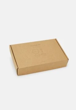 Liewood Vivi Unisex Set - Kids' Tableware Set - Cat Dark Rose -Zalando UK-Outlet fba83ddf75814cb68d441029ec95d4a1