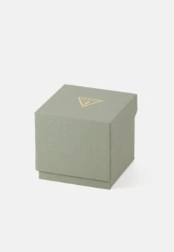 Guess OLIVER - Watch - Coffee -Zalando UK-Outlet fbfab442c3ee414f982202707bd06b49