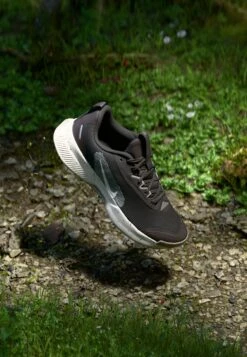 Nike Performance JUNIPER 3 - Trail Running Shoes - Velvet Brown/phantom/college Grey/ironstone