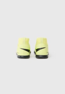 Nike Performance 10 CLUB UNISEX - Indoor Football Boots - Limelight/volt/hyper Crimson -Zalando UK-Outlet fced9f159155402581536f63c99a9cda