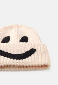Molo KIM HATS UNISEX - Beanie - Vanilla -Zalando UK-Outlet fd2baafdbb9e4dda8ad71f8196a5df87