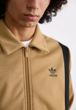 Adidas Originals PANEL - Summer Jacket - Cardboard/black -Zalando UK-Outlet feba36adfbf94462b3f0465137ec0935