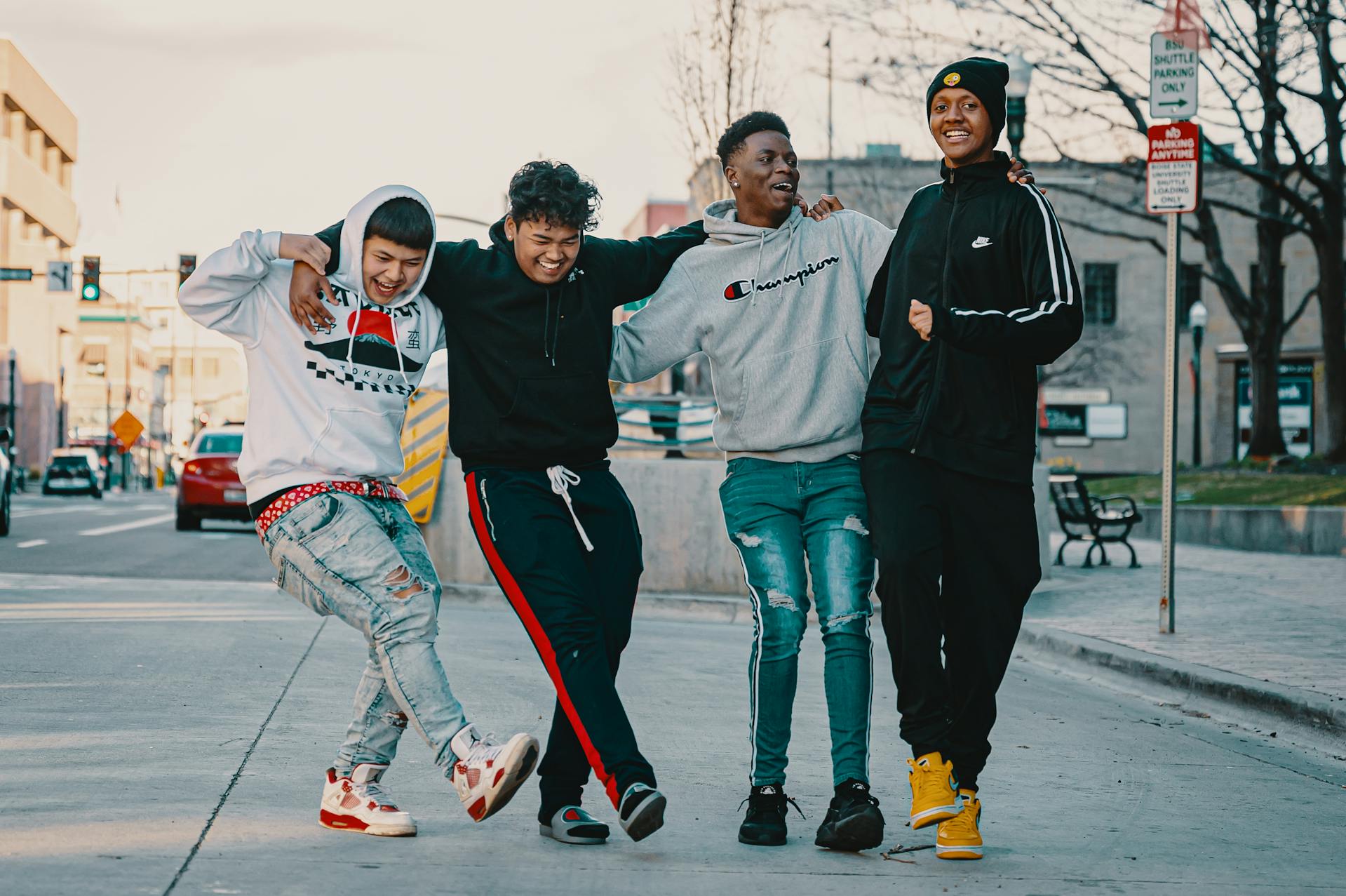 Zalando UK-Outlet -Zalando UK-Outlet pexels brett sayles 4044310